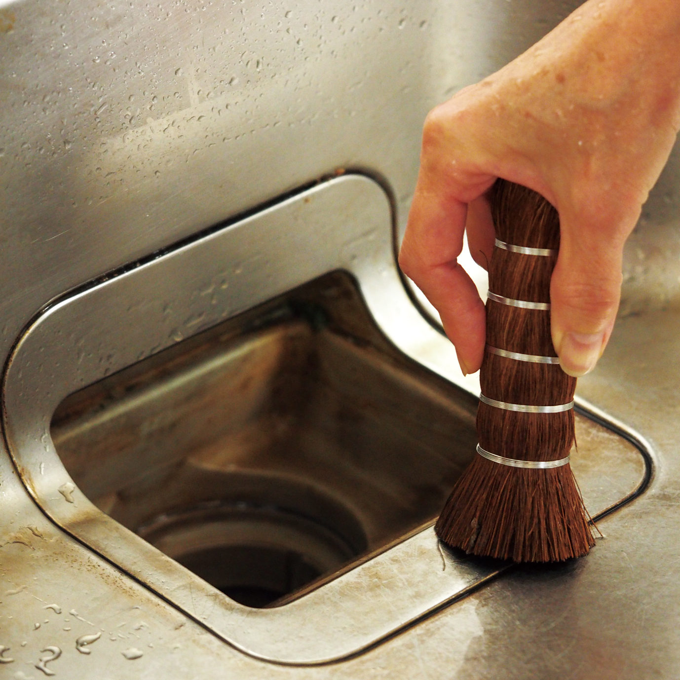 シュロ棒たわし(ヒモなし)イメージ