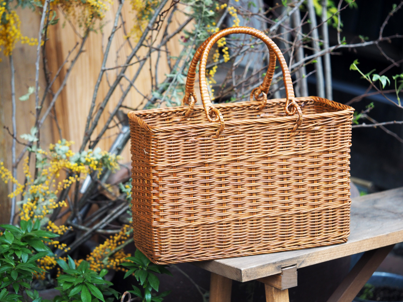 籐バスケット