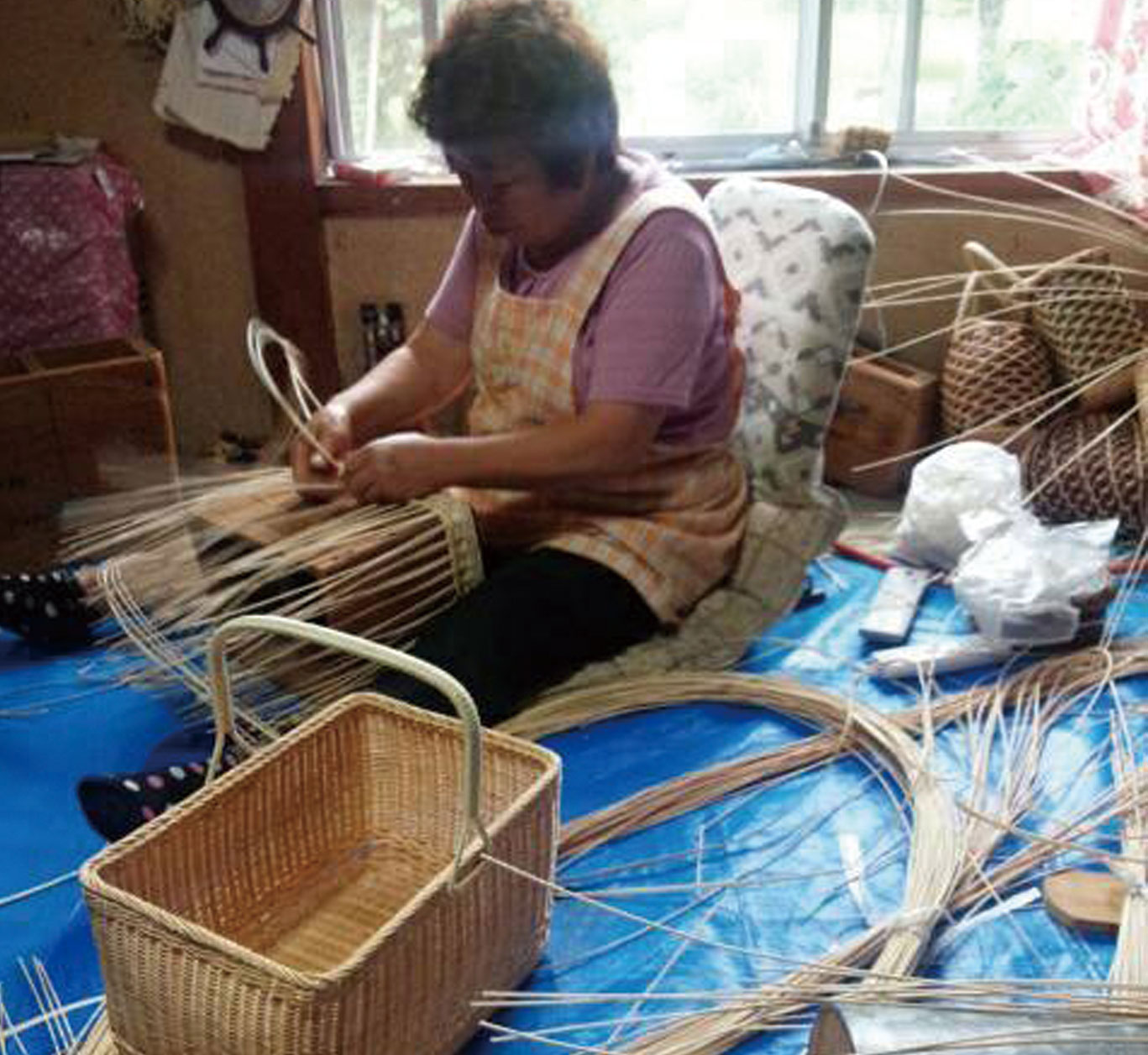 日本のかご②－あけびかご・籐かご－