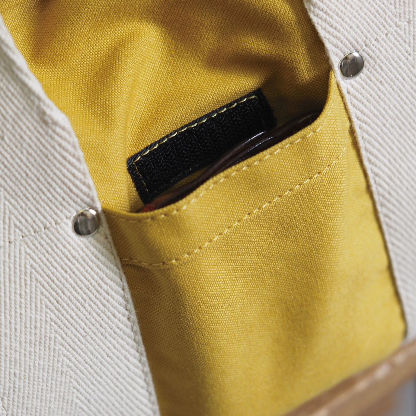 ロールダッフルセンターポケット