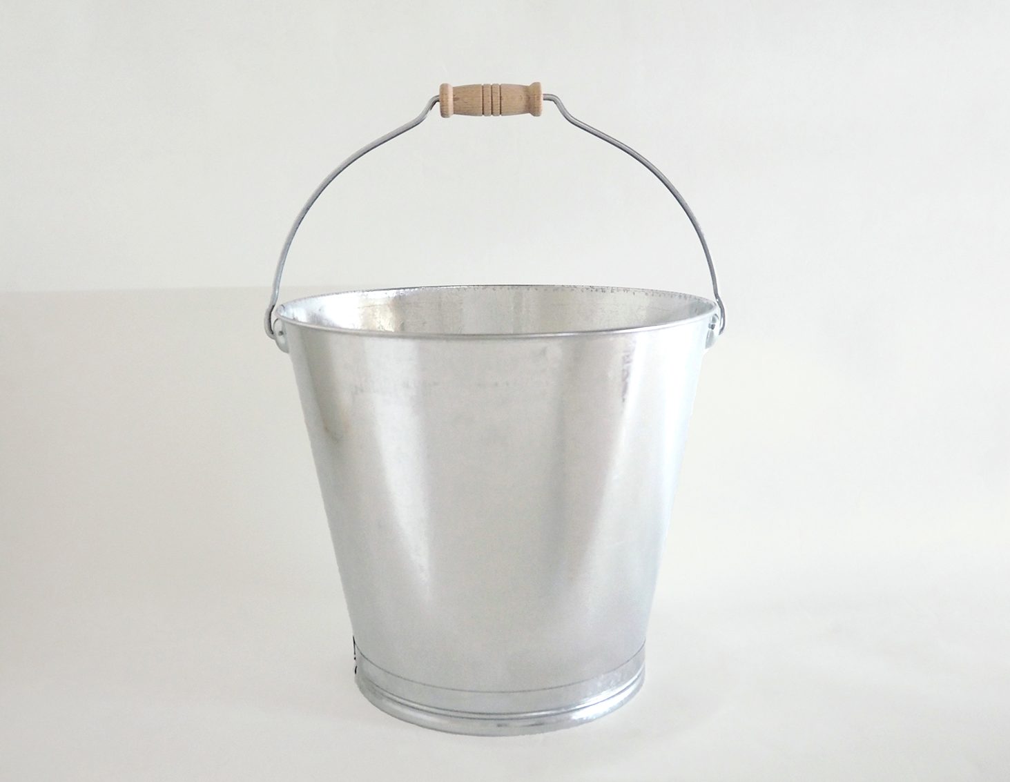 木手トタンバケツ