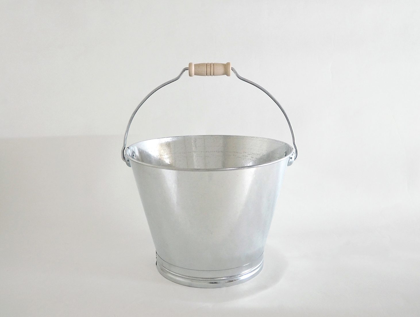 木手トタンバケツ