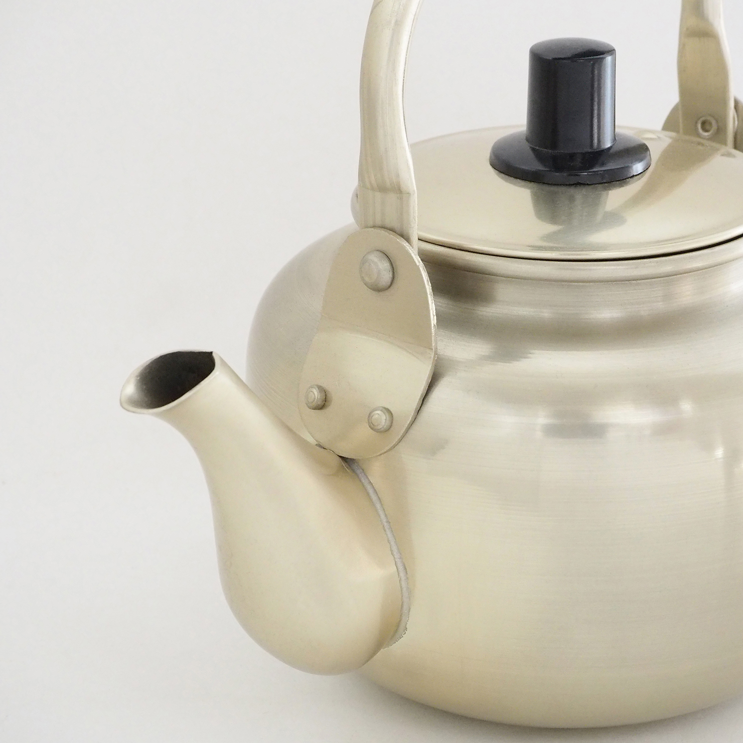 アルマイトこづちやかん2ℓ